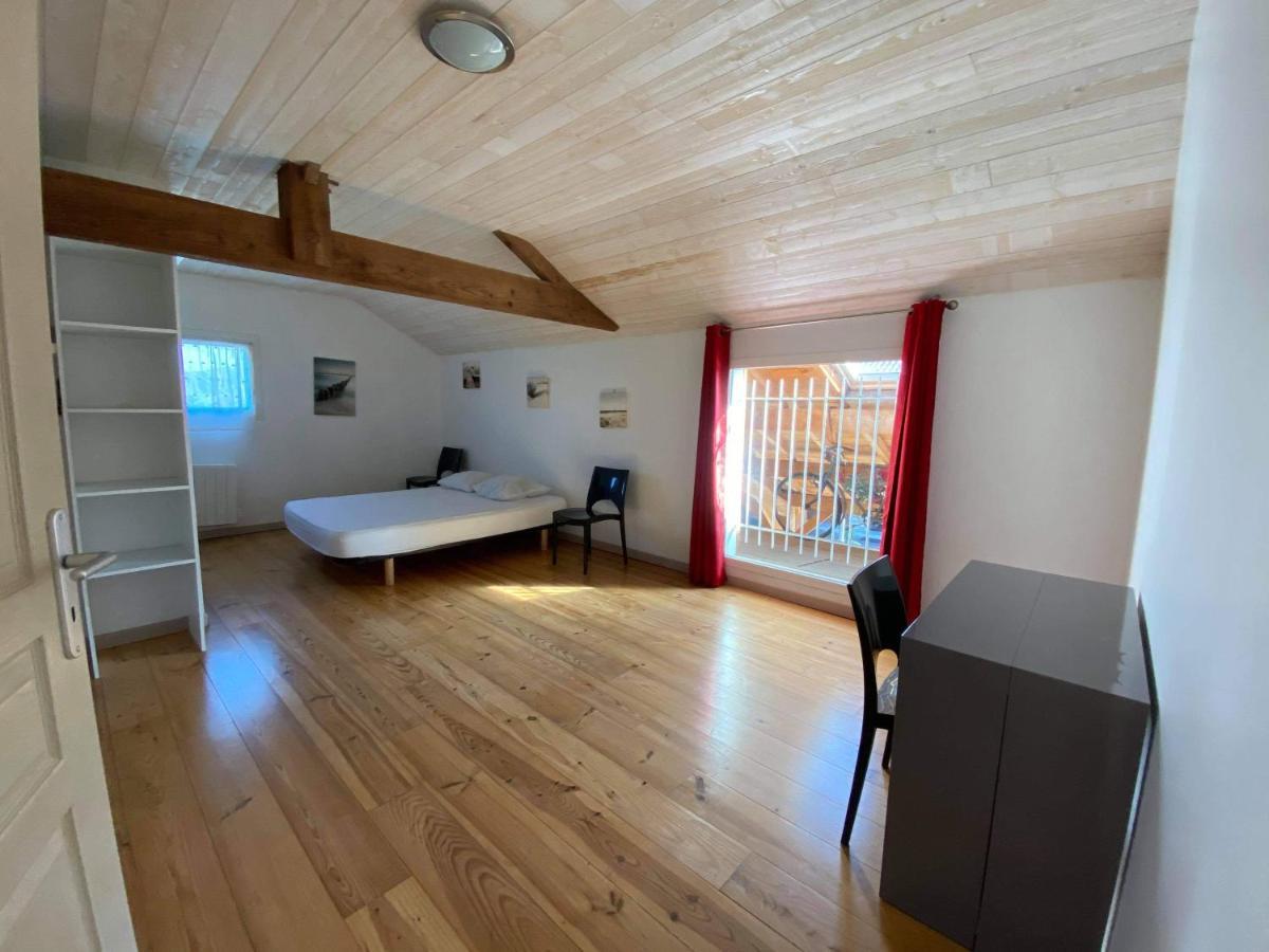 Ensemble De 3 Villas Avec Piscine Chauffee, Esprit Detente Sanguinet Kültér fotó