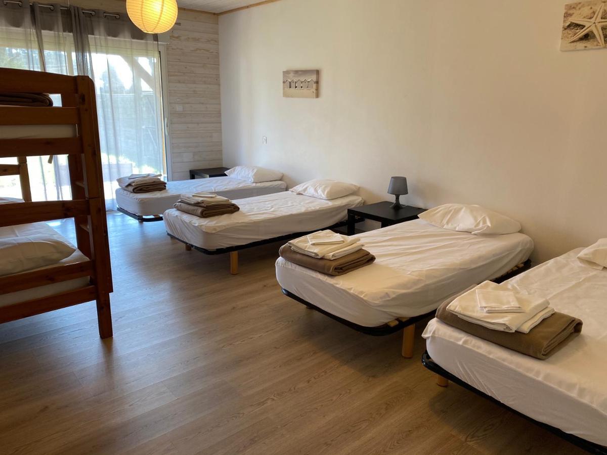 Ensemble De 3 Villas Avec Piscine Chauffee, Esprit Detente Sanguinet Kültér fotó